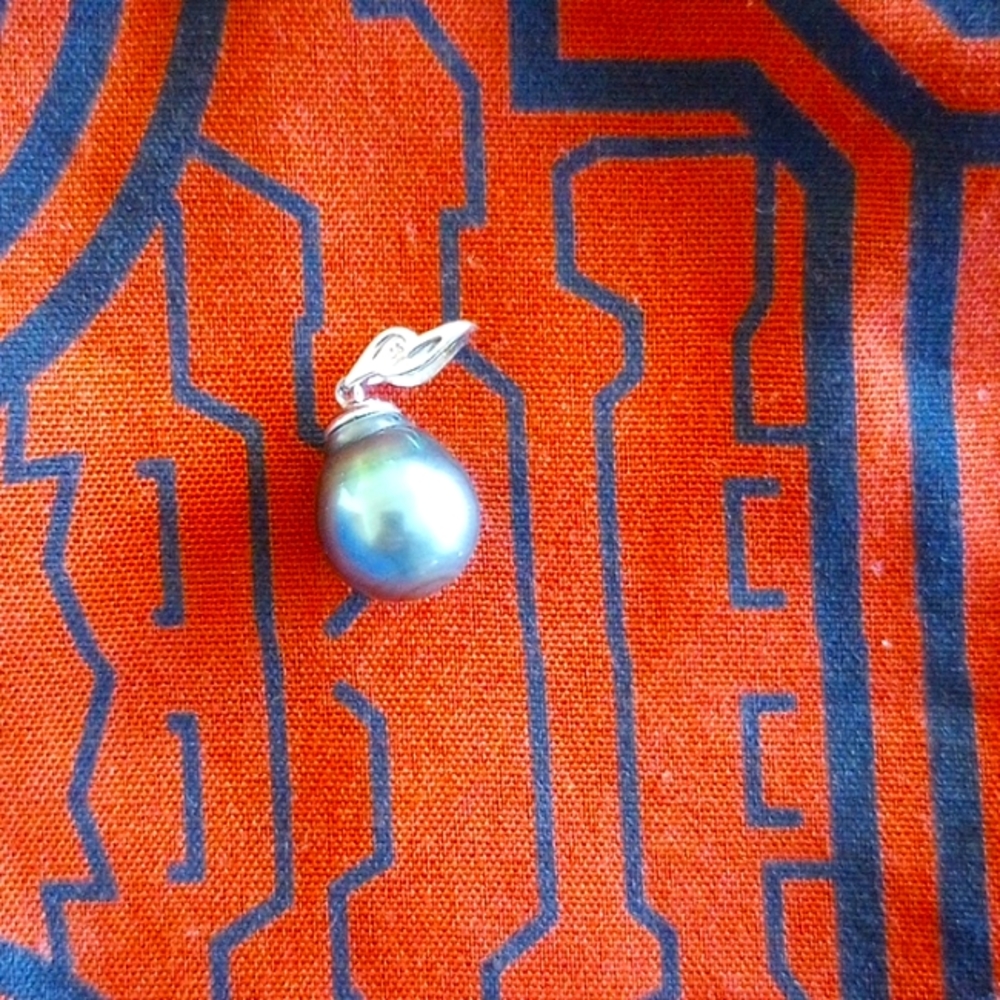 Tahitian Black Pearl